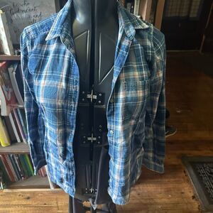 American Eagle blue plaid boyfriend S button down shirt